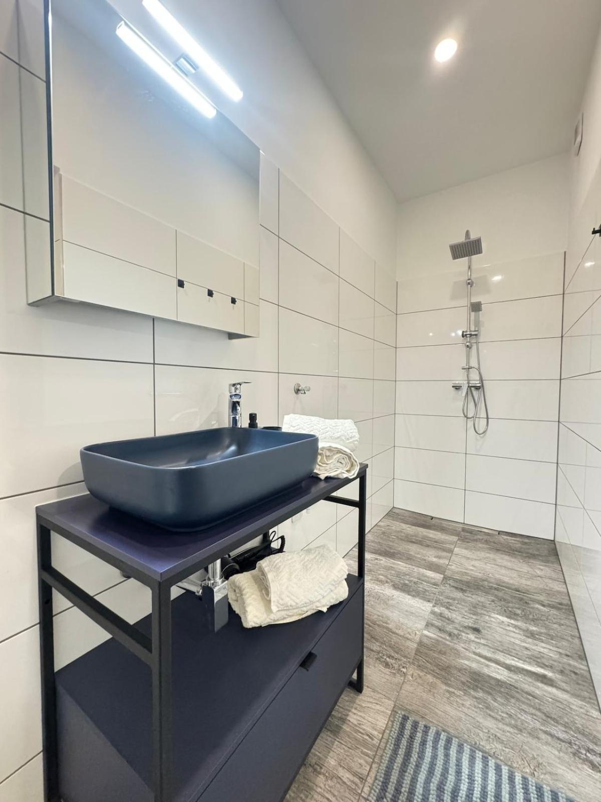 Schritte Entfernt Vom Hundertwasserhaus L Hg3 Apartment Wien